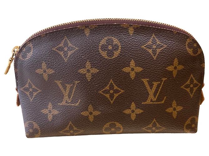 Necessaire Louis Vuitton Monogram Vernis Marrom