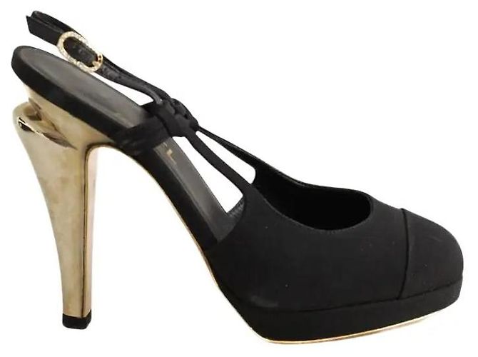 Chanel Tacchi neri Nero