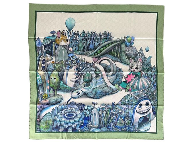Lenço de seda Gucci com design de gato Azul Multicor