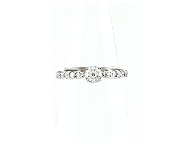 Anillo de compromiso Tiffany & Co. Harmony Round Brilliant