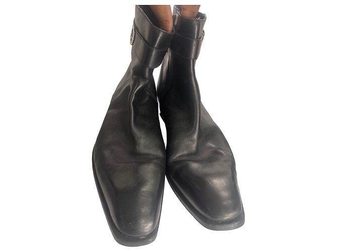 Gucci black leather ankle boots