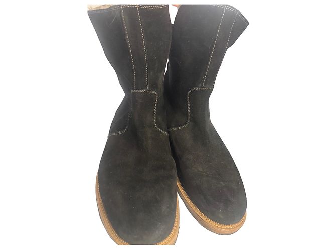 Gucci black suede boots