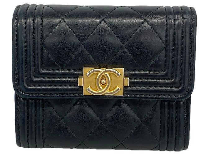 Chanel Boy Tri-fold Geldbörse Schwarz