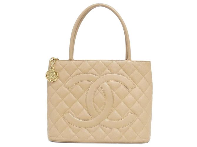 Bolsa Chanel 1804 Beige em couro de bezerro granulado Bege