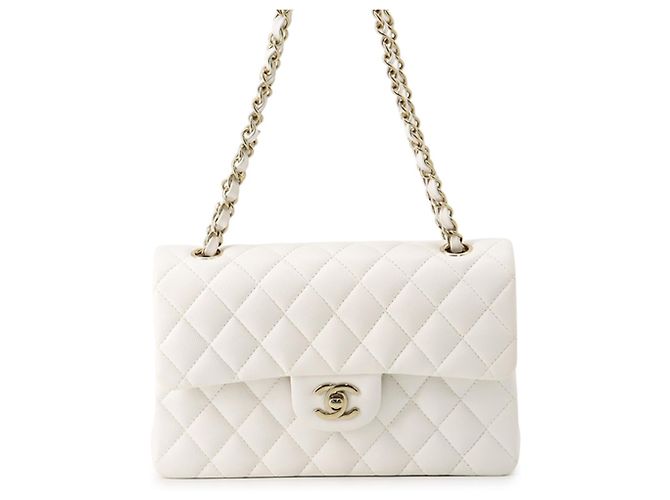 Bolsa de Ombro com Corrente Chanel em Pele de Bezerro Grão Branco