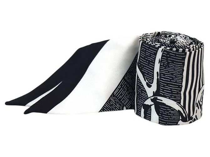 Hermès Sciarpa di seta nera Nero 