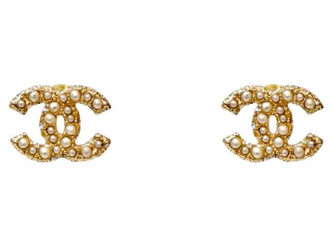 Chanel Orecchini in perle e zirconi D'oro 