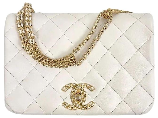 Chanel Bolsa com aba CC White Gold Hardware Branco