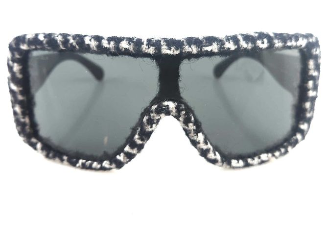 Chanel Gafas de sol CC Tweed Castaño