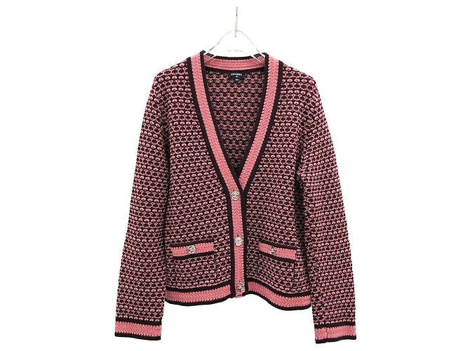Chanel Kaschmir-Cardigan mit V-Ausschnitt und zwei Taschen Rot