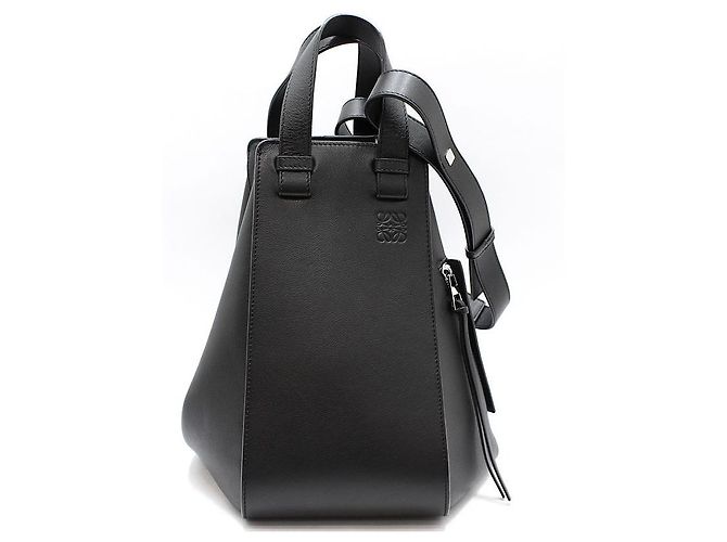 Loewe Borsa a tracolla Hammock Medium in vitello nero, tono argento