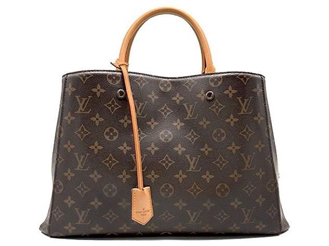 Louis Vuitton Monogram Montaigne MM Castaño