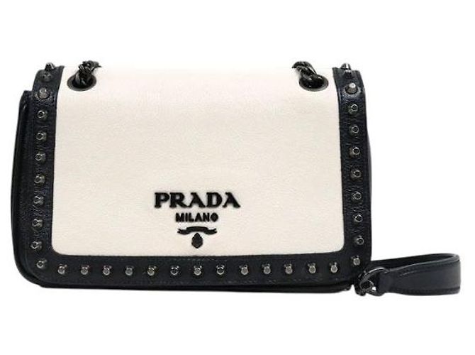Prada Borsa a tracolla con catena borchiata bianca e nera Multicolore