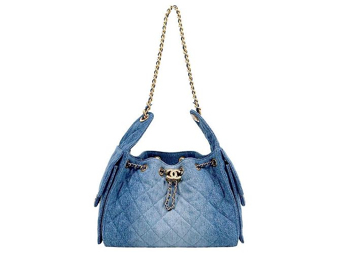 Chanel Bolsa pequena de denim Azul