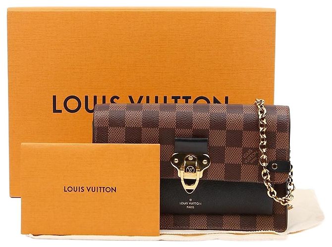 Louis Vuitton Mini borsa a tracolla con catena Nera Nero