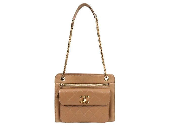 Chanel Bolsa de ombro bege com bolso Marrom