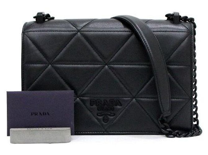 Prada Bolsa de ombro e bolsa transversal Spectrum Nappa em couro preto