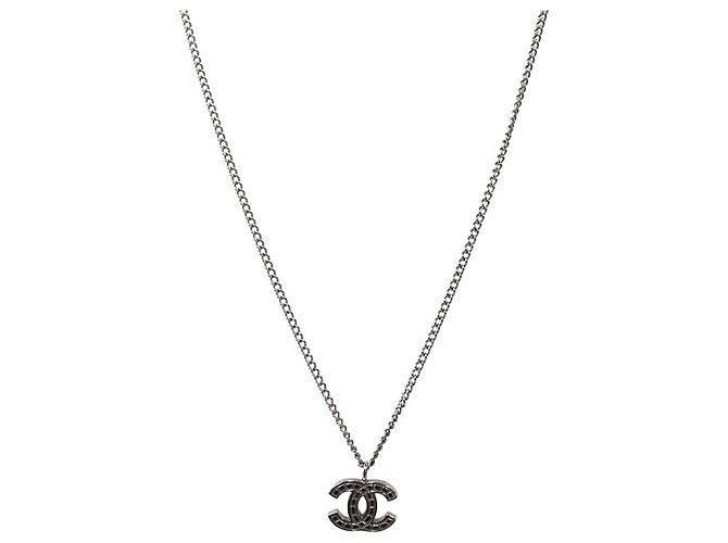Chanel Colar Choco Bar CC Silver