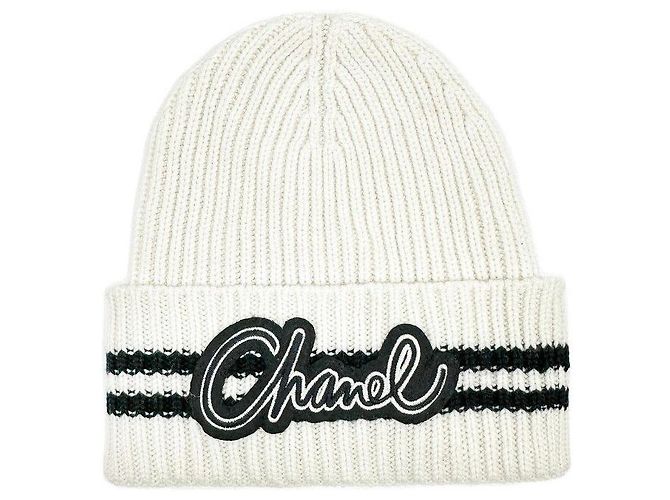 Chanel Conjunto de gorro e cachecol de cashmere Ivory Branco