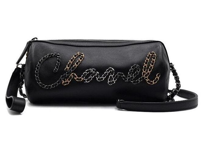 Chanel Borsa Bowling in pelle nera con logo e catena argentata Nero