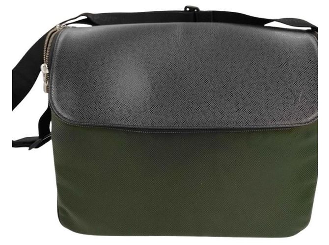 Borsa a tracolla Louis Vuitton Taimir Grigio