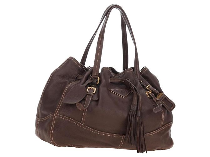 Saco Tote PRADA em couro marrom tom dourado Auth 195768M