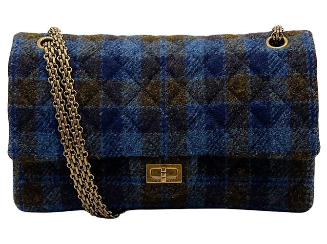 Timeless Borsa a tracolla Chanel 2.55 Reissue matelassé Blu Navy / Marrone