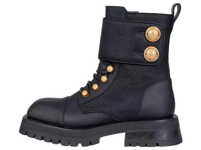 Balmain Leather Ankle Boots with Gold-Tone Buttons Sz.38 pre-owned