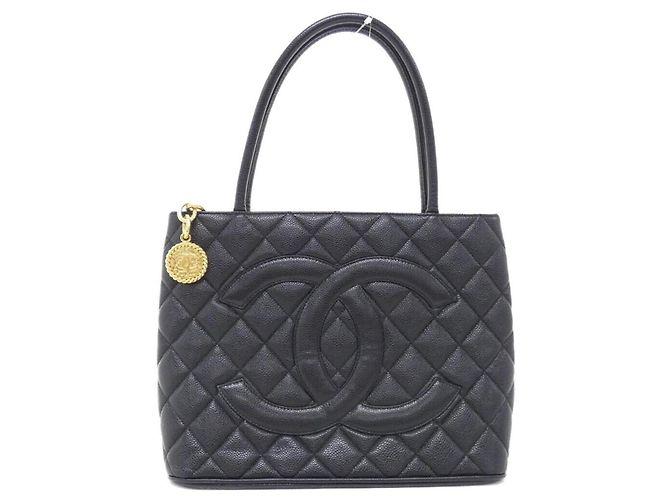 Borsa Chanel 1804 in pelle di vitello granulata nera Nero