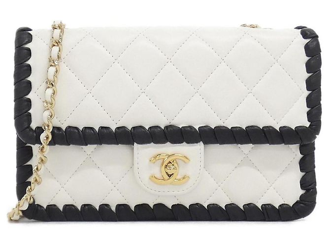 Chanel AP5145 Chain Wallet Black White