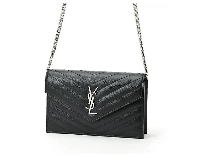 Bolsa de Ombro Carteira com Corrente Saint Laurent Cassandra Envelope Preto