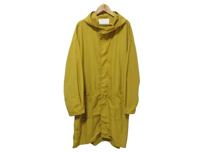 Autre Marque Abrigo largo con capucha MidiUmi de nailon Amarillo