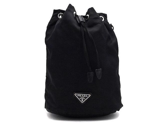 Prada Borsa secchiello Black Re-Nylon con tracolla a coulisse Nero
