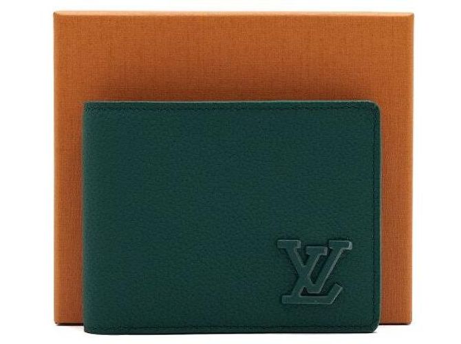 Louis Vuitton Portafoglio multiuso da uomo Aerogram in pelle verde