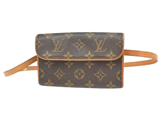 Louis Vuitton Florentine Canvas Medium Marrom