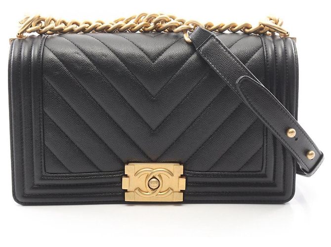 Borsa a tracolla Chanel Boy Chevron V-Stitch Nero