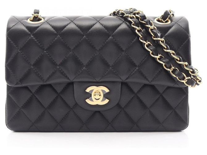 Borsa a tracolla Chanel Matelassé Double Flap Nero