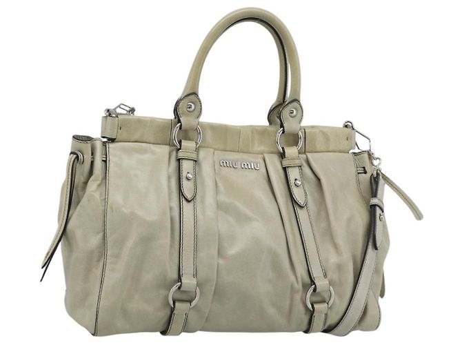 Bolso de mano Miu Miu de cuero 2way Beige Silver Auth bs36777V Plata