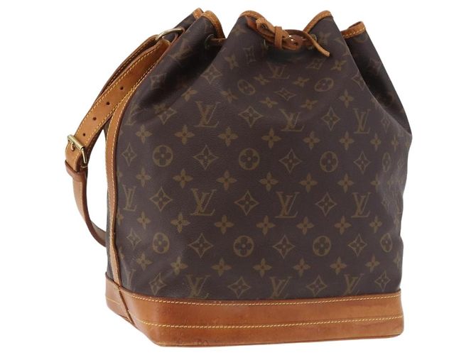 LOUIS VUITTON Bolsa de Ombro Monogram Noe M42224 LV Auth 193371 Monograma