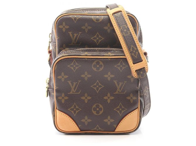 Bolsa de Ombro Louis Vuitton Amazon Monogram Marrom