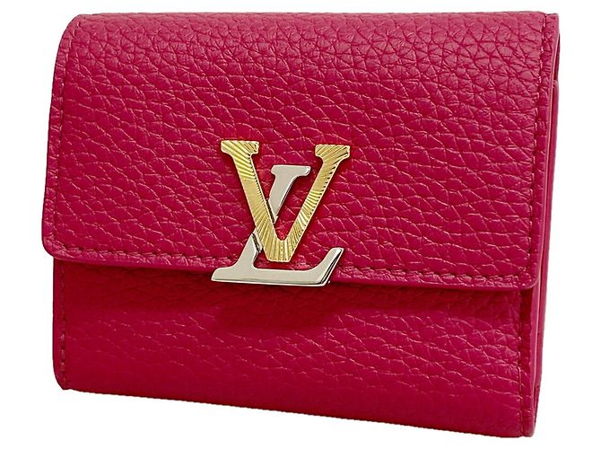 Capucines Louis Vuitton Tri-fold Wallet in Raspberry Red