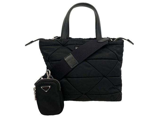 Bolsa Prada Tessuto em nylon acolchoado Preto