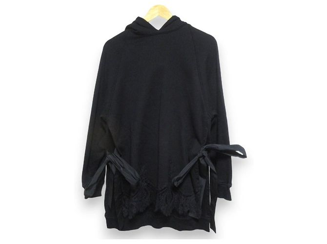 Valentino Sweatshirt mit Spitzen-Patch Schwarz 