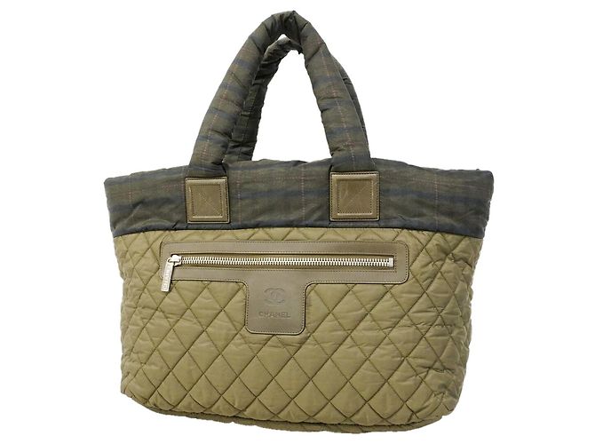 Borsa Chanel Coco Cocoon in nylon Cachi 