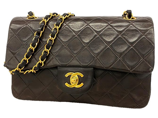 Borsa a tracolla Chanel Matelassé Nero