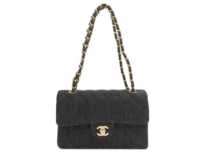 Borsa a tracolla Chanel Matelassé Double Flap Nero