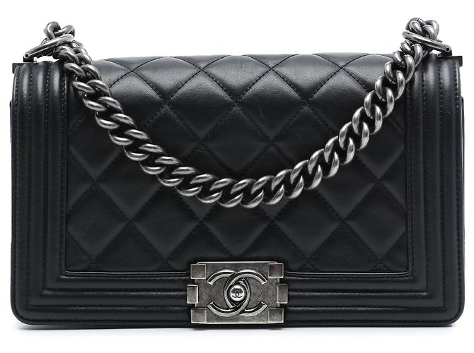 Le Boy Chanel Black Old Medium Quilted Lambskin Boy Flap Preto