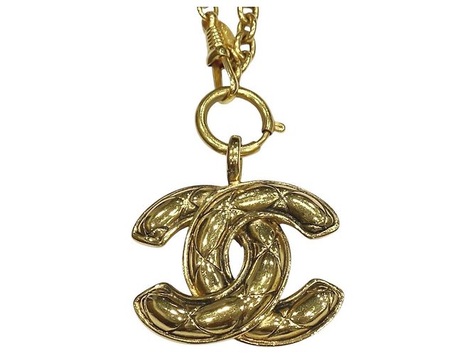 Collana Chanel Matelassé placcata oro D'oro