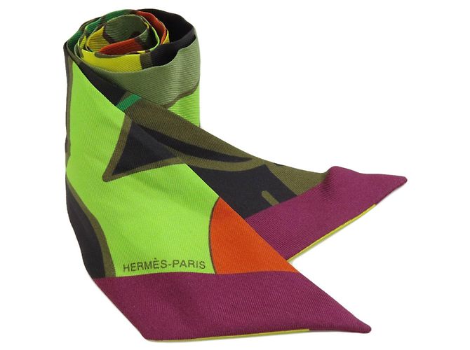Lenço de seda Hermès Twilly Verde