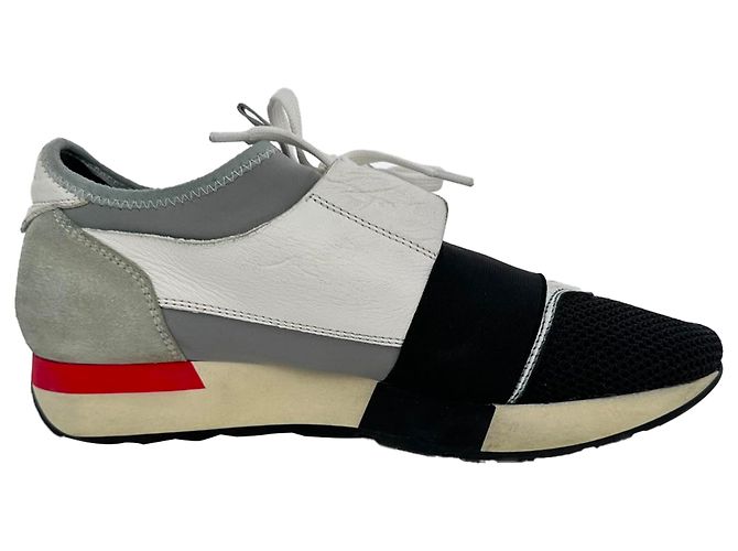 Everyday Baskets Balenciaga Race Runner en cuir blanc et mesh